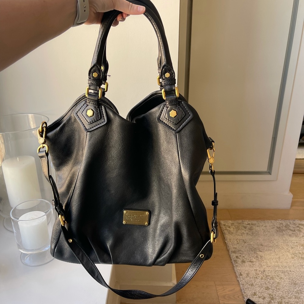 Marc Jacob’s Black 100% Leather Oversized Bag